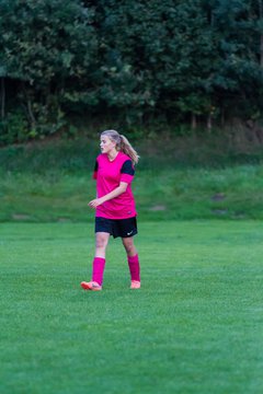 Bild 203 - B-Juniorinnen TSV Gnutz o.W. - SV Wahlstedt : Ergebnis: 1:1